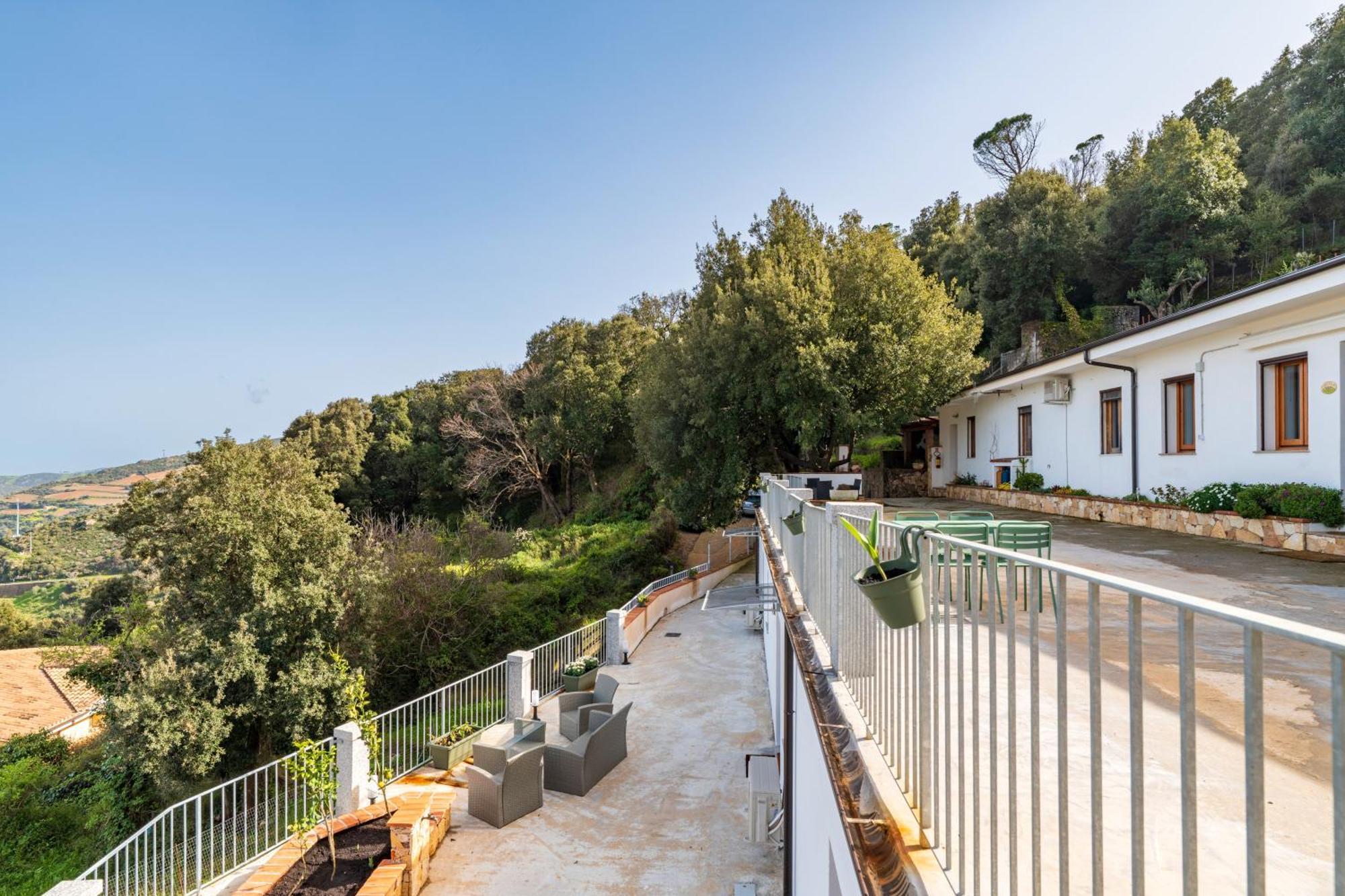 Casa Jerzu S'Essia De Su Santu Villa Bagian luar foto